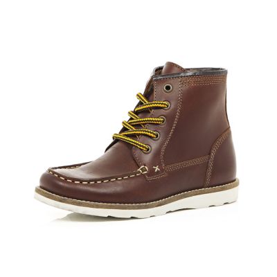 Boys brown leather hiker boots